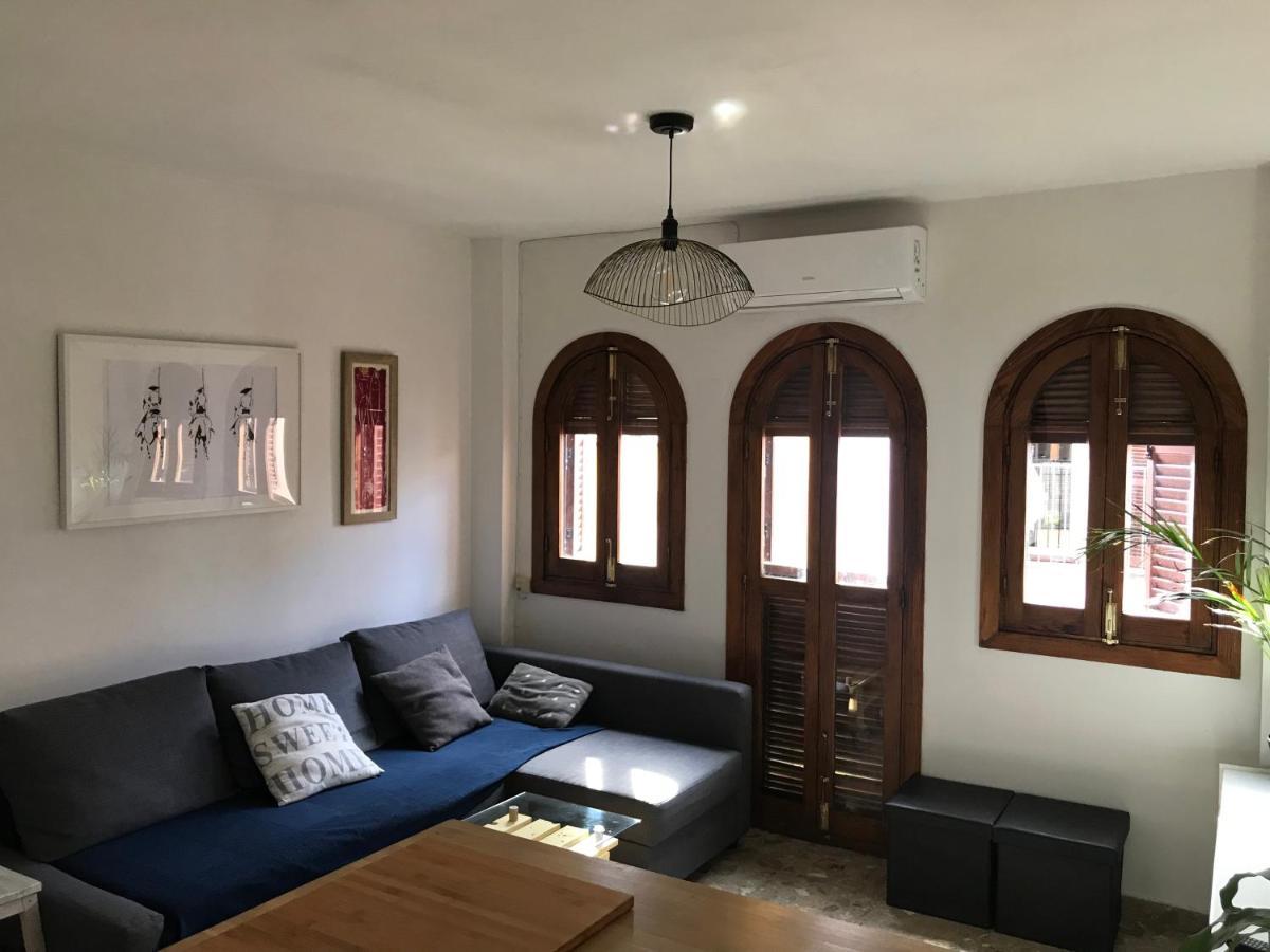 Apartamento San Miguel Apartment Севиля Екстериор снимка