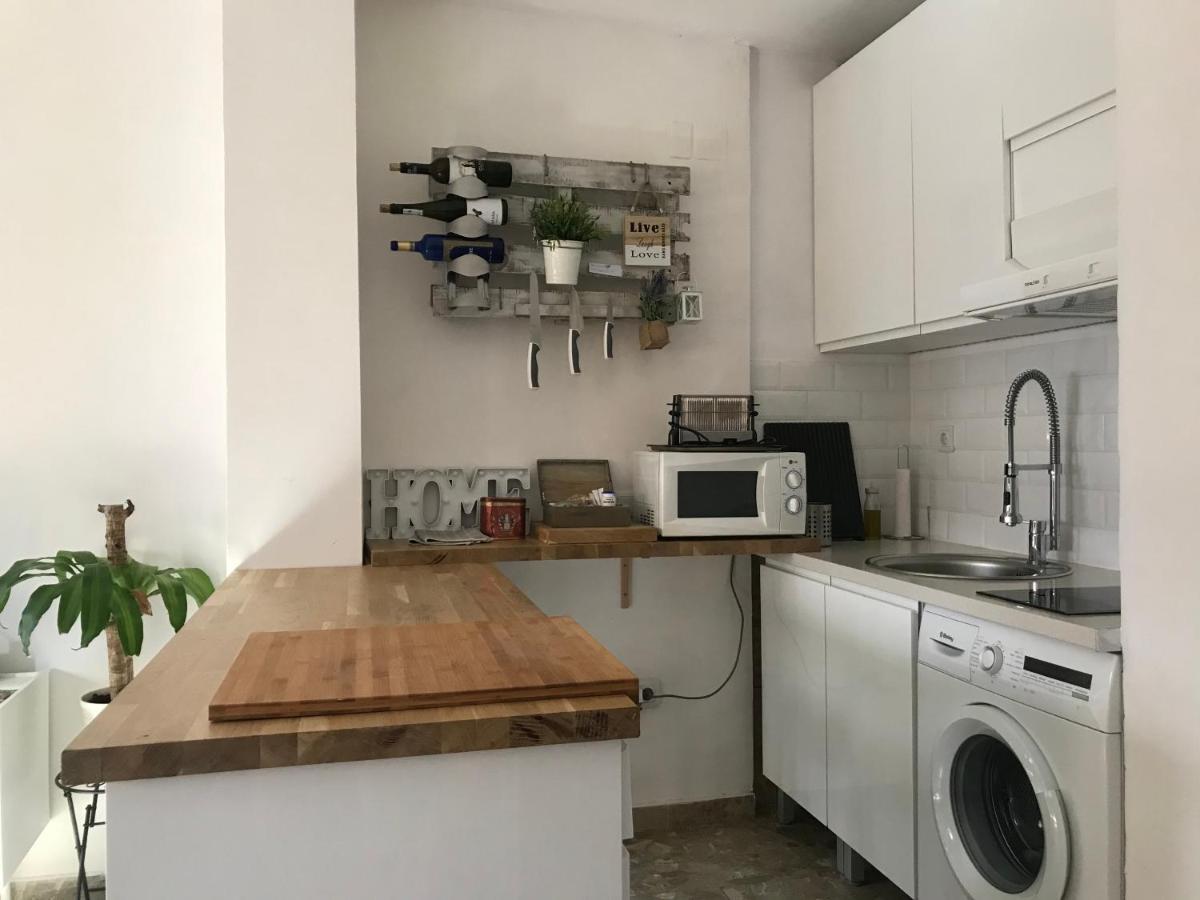 Apartamento San Miguel Apartment Севиля Екстериор снимка
